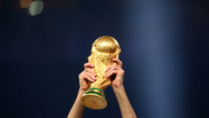 Foot : la Coupe du monde 2030 officiellement attribuée à six pays répartis sur trois continents, celle de 2034 à l'Arabie saoudite