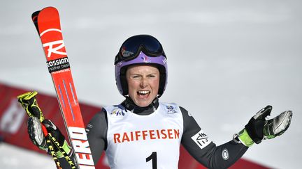 Ski : la Française Tessa Worley remporte la Coupe du monde de slalom géant