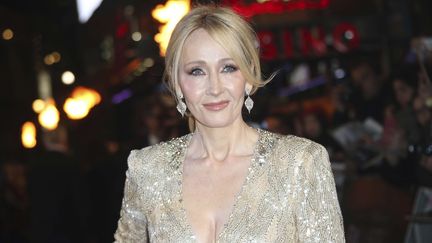 L'auteure britannique J. K. Rowling, le 15 novembre 2016 à Londres. (JOEL RYAN / INVISION / AP)