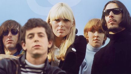 Le Velvet Underground et Nico (au centre) dans les années 60.
 (Philharmonie de Paris)