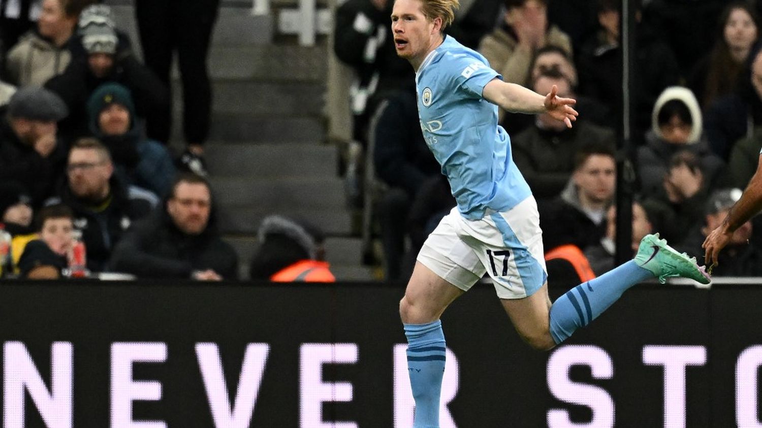 Premier League : De Retour Aux Affaires, Kevin De Bruyne Guide ...