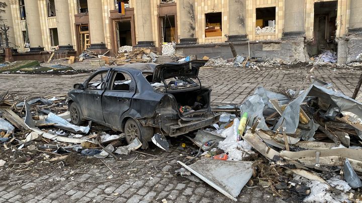 La ville de Kharkiv en ruines, deuxième ville d'Ukraine, fin mars 2022.&nbsp;Kharkiv est, avec Marioupol, la ville qui été le plus durement touchée par les combats. (FRANCK MATHEVON / RADIO FRANCE)