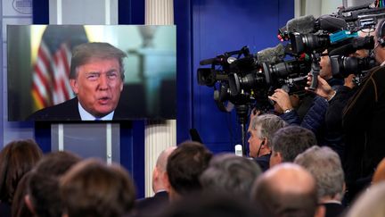 Donald Trump donne une conférence de presse à la Maison Blanche, le 4 janvier 2018. (CARLOS BARRIA / REUTERS)