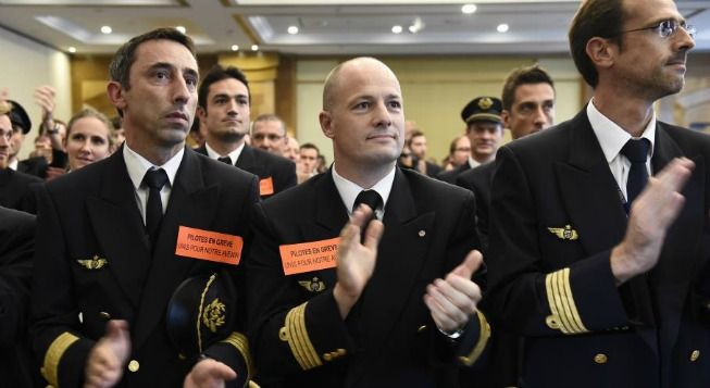 &nbsp; (Des pilotes d'Air France, le 17 septembre 2014 © AFP)