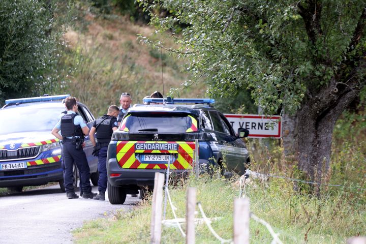 The gendarmes carry out searches in a house in Haut-Vernet (Alpes-de-Haute-Provence), September 12, 2023. (ERIC CAMOIN / MAXPPP)