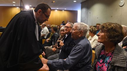 &nbsp; (Jean Mercier avec son avocat Mickael Boulay pendant l’audience à Saint-Etienne © MaxPPP)