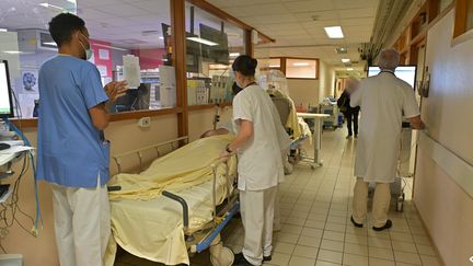 Le service des urgences du CHU de Nantes le 2 janvier 2024. (PHOTO PO - NATHALIE BOURREAU / MAXPPP)