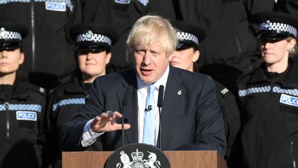 Brexit : Boris Johnson face à des défections en cascade