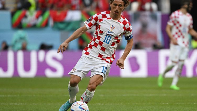 Luka Modrić podczas meczu Mistrzostw Świata pomiędzy Chorwacją a Marokiem 23 listopada 2022 r. w Al Khor.  (Ozan Kos/AFP)