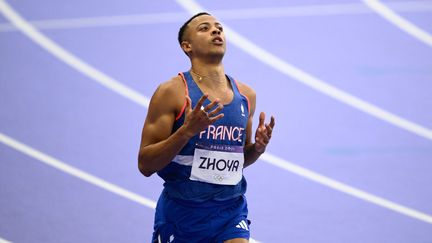 Sasha Zhoya en demi-finales du 400 m haies des Jeux olympiques de Paris, le 7 août 2024 au Stade de France. (AFP)