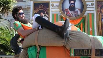 Sacha Baron Cohen, en pleine promo de &quot;The Dictator&quot;
 (AFP)