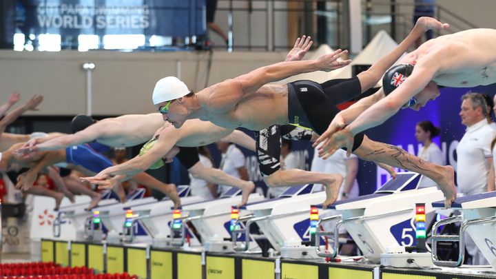 Plusieurs nageurs internationaux s'élancent à Limoges lors de l'étape de Coupe du monde de para natation, le 26 mai 2023. (PICOUT GREGORY / FFH)