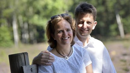 Monique et Robert Hawkins, en août 2016 dans le comté de Surrey, en Angleterre. (DAVE SPINK)