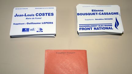 Les &eacute;lecteurs de la 3e circonscription du Lot-et-Garonne doivent choisir entre le candidat de l'UMP, Jean-Louis Costes, et celui du Front national, Etienne Bousquet-Cassagne, le 23 juin 2013. (JEAN-PIERRE MULLER / AFP)