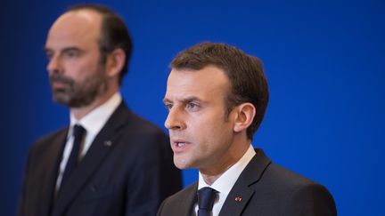 Le Premier ministre, Edouard Philippe, et le président, Emmanuel Macron, à Paris, le 23 mars 2018. (PHILIPPE WOJAZER // REUTERS)