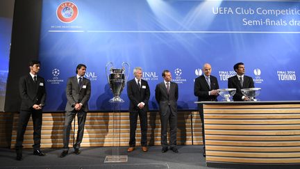 Le tirage au sort des demi-finales de la Ligue des champions, le 11 avril 2014 &agrave; Nyon (Suisse). (FABRICE COFFRINI / AFP)