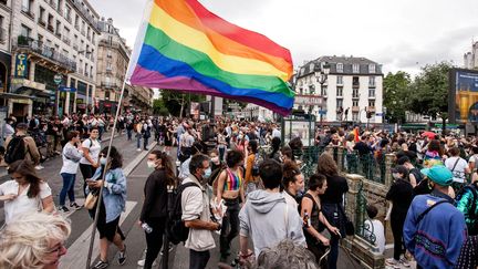 La manifestation Pride 2020 pour les fiertés LGBT, le 4 juillet 2020 à Paris. (BRUNO LEVESQUE / MAXPPP)