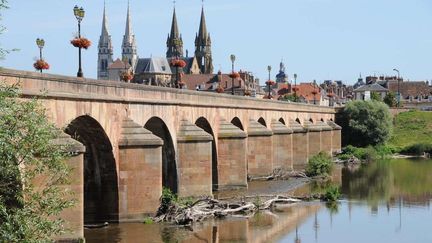 &nbsp; (Pont Regemortes à Moulins © OT Moulins)