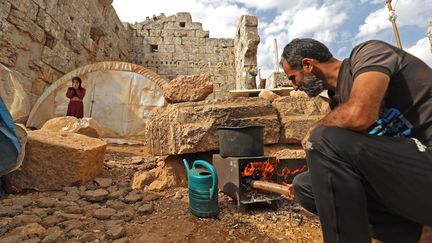 La Syrie organise mercredi 11 novembre une conférence sur les réfugiés (illustration) (ABDULAZIZ KETAZ / AFP)