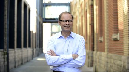 Le prix Nobel d'&eacute;conomie 2014, le Fran&ccedil;ais Jean Tirole, &agrave; la Toulouse School of Economics, &agrave; Toulouse (Haute-Garonne), le 13 octobre 2014. (REMY GABALDA / AFP)