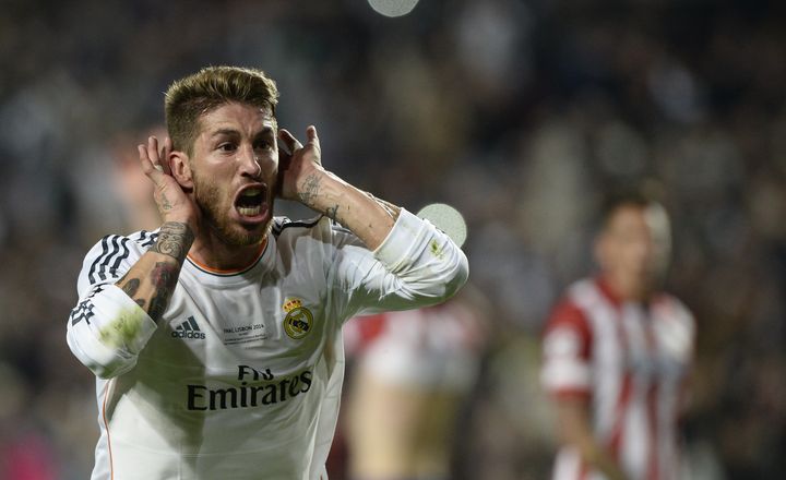 La joie du d&eacute;fenseur du Real Sergio Ramos apr&egrave;s son but en finale de la Ligue des champions contre l'Atl&eacute;tico, le 24 mai &agrave; Lisbonne (Portugal).&nbsp; (FRANCK FIFE / AFP)