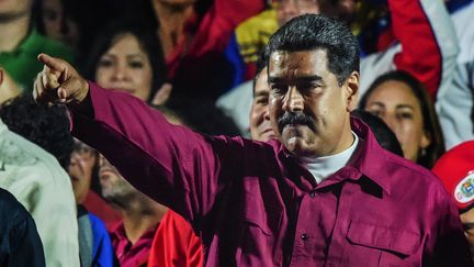 Nicolas Maduro célèbre sa victoire lors de l'élection présidentielle vénézuelienne, dimanche 20 mai 2018 à Caracas. (JUAN BARRETO / AFP)