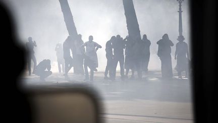  (Quelques dizaines de casseurs ont affronté les policiers samedi dernier à Paris © Maxppp)