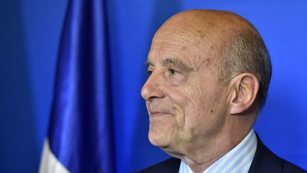 Riposte médiatique chez Les Républicains : François Baroin et Alain Juppé s'affichent côte à côte