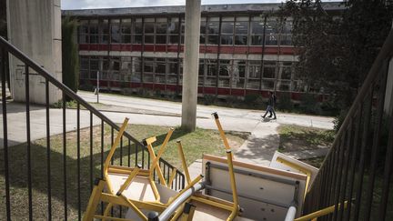 La faculté de lettres de Montpellier (Hérault) bloquée par des étudiants, le 30 mars 2018. (MAXPPP)