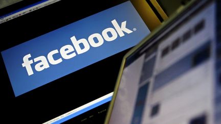 Facebook affirme que 126 millions d'Américains ont vu des messages politiques liés à la Russie (LEON NEAL / AFP)