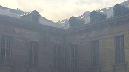 L'incendie de l'ancien hôtal royal de versailles, le 03 octobre 2009 (© France 2)