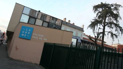 Le coll&egrave;ge Paul-Val&eacute;ry &agrave; Valence (Dr&ocirc;me) o&ugrave; une m&egrave;re d'&eacute;l&egrave;ve a agress&eacute; &agrave; coups de poing la CPE lundi 17 d&eacute;cembre 2012. (STEPHANE MARC / MAXPPP)