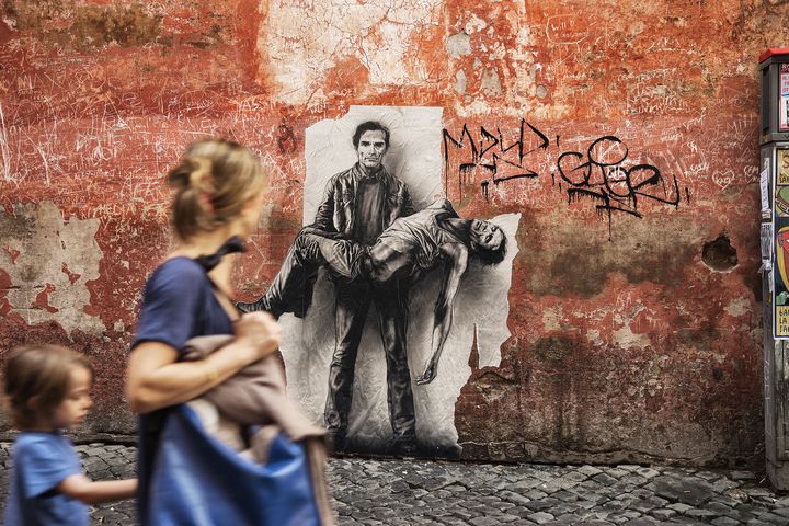 Ernest Pignon-Ernest, Pasolini assassiné – Si je reviens. Roma / Trastevere, 2015&nbsp; (Photographie © Ernest Pignon-Ernest © Adagp, Paris, 2022)