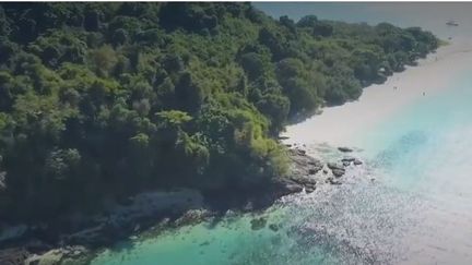 L'île de Nosy Tanikely, dans l'archipel de Nosy Be, à Madagascar.&nbsp; (FRANCE 2)