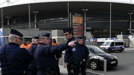 CRS déployés devant le Stade de France (Photo d'illustration) (/NCY / MAXPPP)