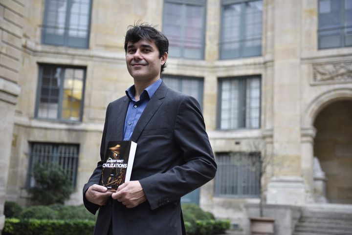 Laurent Binet, lauréat du Grand Prix du roman de L'Académie française 2019 pour "Civilizations" (Grasset), 31 octobre 2019 (JULIEN DE ROSA / EPA / MAXPPP)