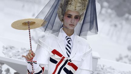 Thom Browne&nbsp;printemps-été 2020, à la Paris Fashion Week, le 29 septembre 2019.&nbsp; (FRANCOIS GUILLOT / AFP)