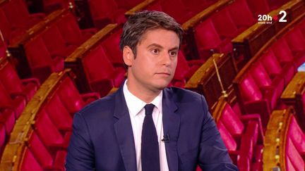 Gabriel Attal sur le plateau du "20 Heures" de France 2, le 5 juillet 2024. (FRANCE 2)