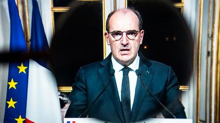 Le Premier ministre Jean Castex, le 22 novembre 2021 lors d'une allocution.&nbsp; (XOSE BOUZAS / HANS LUCAS / AFP)