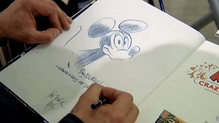 Dédicace Mickey Mouse réalisée par Nicolas Keramidas
 (France3/Culturebox)