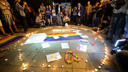 Maroc : des dizaines de militants LGBT rendent hommage aux victimes d'Orlando