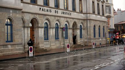 Le palais de justice de Valence (Drôme), le 14 octobre 2016. (FABRICE HEBRARD / MAXPPP)