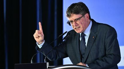 Carles Puigdemont, leader séparatiste catalan en exil, député espagnol au Parlement européen et fondateur du parti Junts per Catalunya (Ensemble pour la Catalogne), le 21 mars 2024, à Elne, Sud-Ouest de la France. (LIONEL BONAVENTURE / AFP)