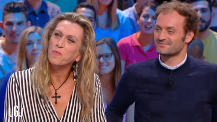 Capture d'écran du "Grand Journal", montrant Brigitte Boréal (à gauche) au côté d'Augustin Trapenard, lundi 5 septembre 2016. (CANAL + / FRANCE INFO)