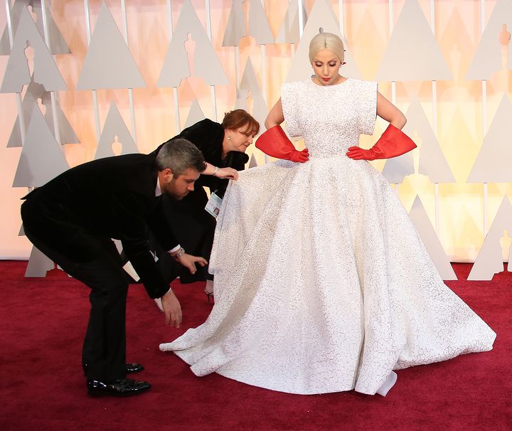 La chanteuse américaine Lady Gaga, le 22 février 2015, lors de la 87e cérémonie des Oscars, à Los Angeles (Etats-Unis). (DAN MACMEDAN / WIREIMAGE / GETTY IMAGES)