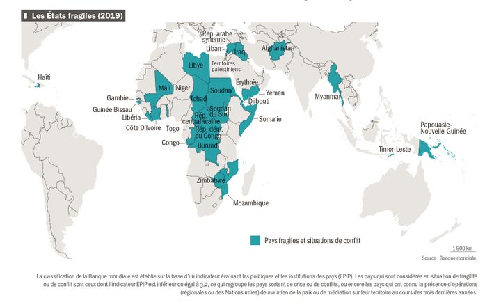 Le continent compte, selon la Banque mondiale, 20 Etats fragiles sur 36 dans le monde, qui sont ceux dont les pouvoirs publics ne sont pas en capacité d'assurer les services de base et la sécurité de leur population. Ils se caractérisent par la pauvreté et la violence. (AFD / ARMAND COLIN)