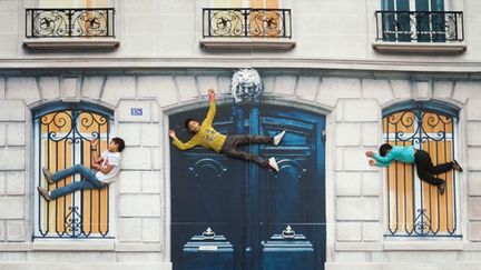 &quot;Bâtiment&quot; installation de LEANDRO ERLICH
 (Paul Fargues &amp; Henriette Desjonquères/CENTQUATRE)