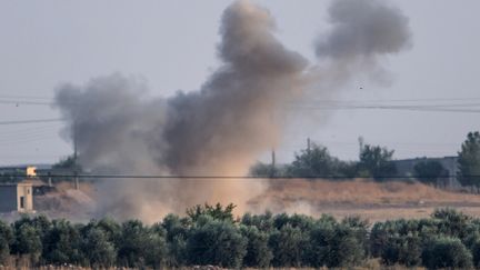 La Turquie a lancé mercredi 9 octobre une offensive dans le nord-est de la Syrie contre une milice kurde soutenue (BULENT KILIC / AFP)