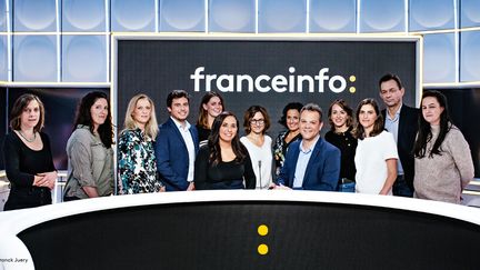 L'équipe de la matinale de franceinfo, en novembre 2021. (FRANCK JUERY / RADIO FRANCE)