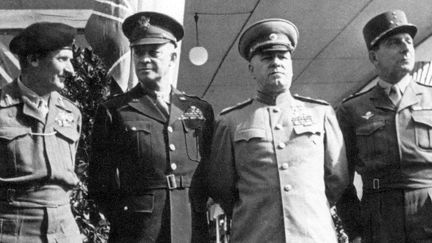 Une page d'Histoire : Yalta 1945, avec de gauche à droite, Montgomery, Eisenhower, Joukov et De Lattre de Tassigny. 
 (Wostok Press/MAXPPP)